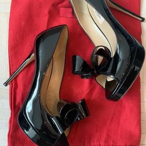 New Valentino Bow Patent Leather Platform Pumps